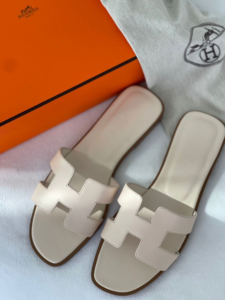 Foot Foward- Women’s Flat Slippers—Casual & Stylish Summer